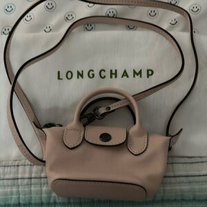 Longchamp little purse!! 👛-pale pink